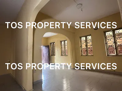 3 Bedroom Off Commercial on Ground Floor — By Herbert Macaulay Way, Alagomeji-Sabo, Alagomeji, Yaba, Lagos
