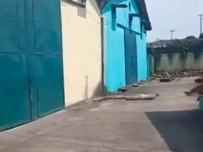 4 Bay Warehouse of 6, 950SQM, with 14 Offices and Conference Room — Oshodi-Apapa Expressway, Oshodi, Lagos