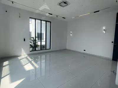 Uniquely-Built Luxury 5 Bedroom Fully Detached Duplex — Chevron Lekki, Lekki, Lagos