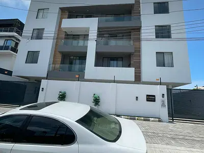Wonderfully Finished 2 Bedroom Apartment with Swimming Pool and Gym — Victoria Island (VI), Lagos