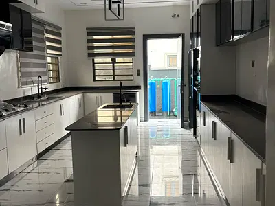 Luxury 5-Bedroom Fully Detached Duplex with Excellent Facility — Ajah, Lagos