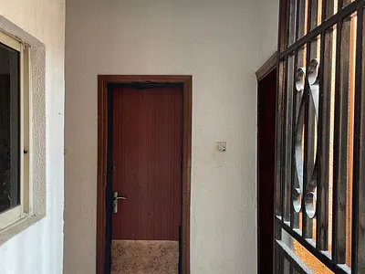 Spacious 1 Room with Kitchen — Ikoyi, Lagos