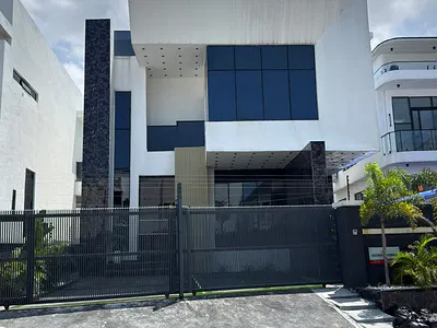 Luxury 4 Bedroom Fully Detached Duplex — Lekki, Lagos
