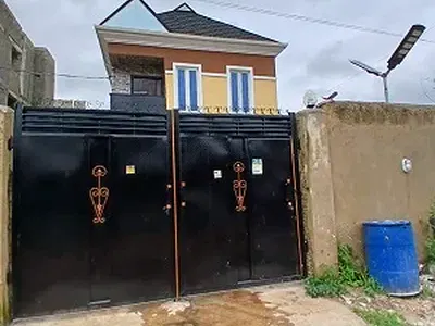 Three Bedroom Flat — Peace Estate, Baruwa,, Baruwa, Ipaja, Lagos