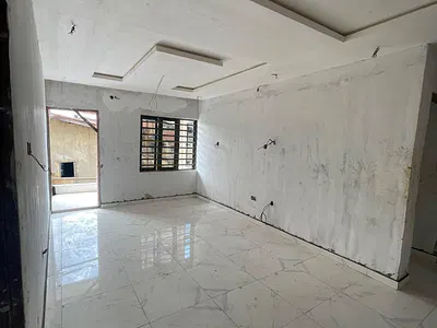 1 Bedroom Flat — Off Ishaga Street, Surulere, Lagos