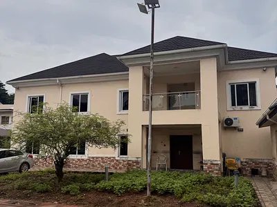 5 Bedroom House — Ikoyi, Lagos