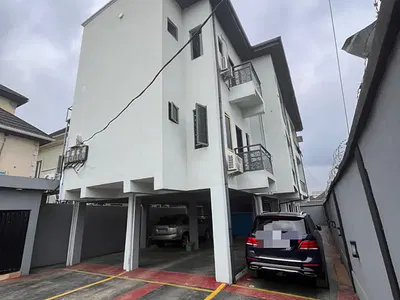 Miniflat — Magodo GRA, Magodo, Lagos
