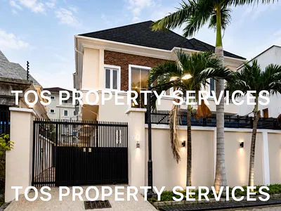 5 Bedroom Detached Duplex in an Estate — Ikoyi, Lagos