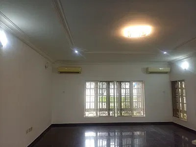 Fully Serviced 3 Bedroom Flat with 24 Hours Electricity — Asokoro District, Abuja