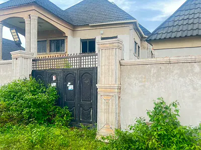 4 Flats of 3 Bedroom Each on 1694 with Cofosqm of Land — Laniba, Ajibode, Ibadan, Oyo