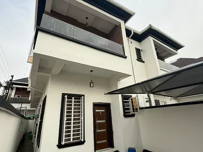 Executive 4 Bedrooms Semi-Detached Duplex with BQ in Good Environment. — Lekki, Lagos
