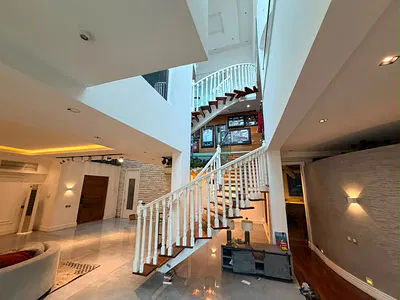 5 Bedroom House — Ikoyi, Lagos