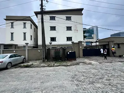 3 Bedroom Apartment Under Renovation — Victoria Island (VI), Lagos