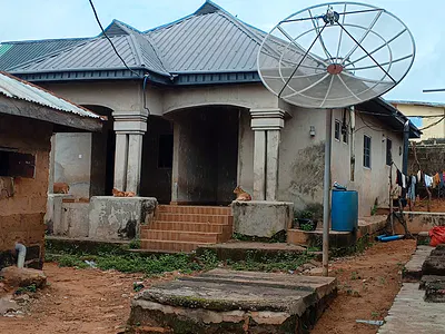 A 50by 50 Well Built 3 Bedroom Bungalow in the Heart of Town — General Hospital Road, Auchi, Etsako West, Edo
