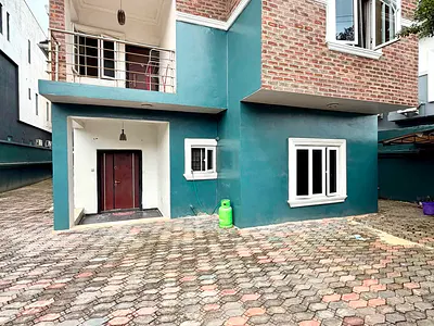 Self Compound 4 Bedroom Fully Detached — Lekki, Lagos
