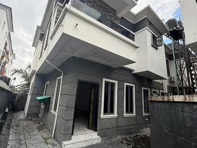 Self Compound 4 Bedroom Fully Detached — Ikate, Lekki, Lagos