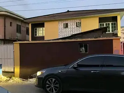 One Storey Block of (4 Units) 3-Bedroom Flat on a Full Plot of Land — Adelabu, Surulere, Lagos
