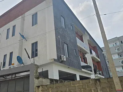 Furnished 2 Bedroom Flat for Distress — Lekki, Lagos