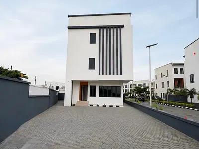 5 Bedroom Fully Detached House with BQ — Osapa London, Osapa, Lekki, Lagos