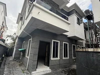 Beautiful Commercial 4bedroom Duplex — Freedom Way Lekki Phase 1, Lekki Phase 1, Lekki, Lagos