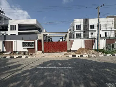 Gigantic 6 Bedroom Detached Duplex — Ikoyi, Lagos