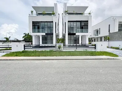 5 Bedroom Fully Detached Duplex — Ajah, Lagos