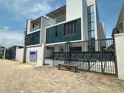 4 Bedroom Detached — Lekki, Lagos