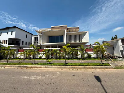Luxury 6 Bedroom Fully Detached House — Maitama District, Abuja