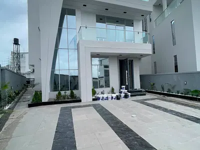 5 Bedroom Fully Detached Duplex — Lekki, Lagos