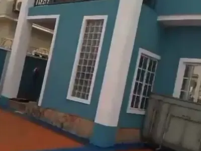 Standard Renovated 5 Bedroom Duplex — Magodo, Lagos