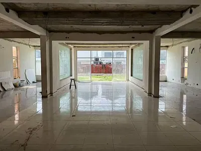 Well Positioned Large Commercial Building — Lekki, Lagos