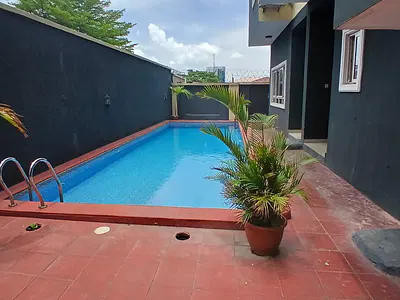 Serviced 3 Bedroom En-Suite Flat with 1 Room BQ, Swimming Pool — Victoria Island (VI), Lagos
