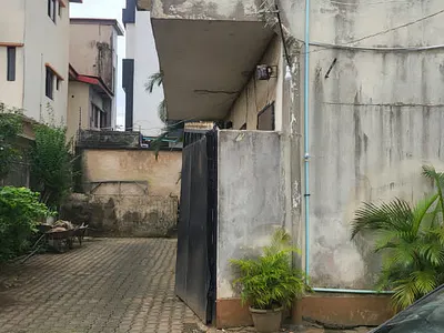 750 SQM Fenced Land with Big Structure — Ikeja G. R. a, Ikeja, Lagos