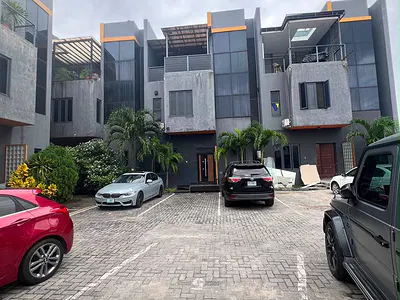 4 Bedroom Terrace House with a Room BQ with Modern Pop Ceiling — Lekki Phase 1, Lekki, Lagos