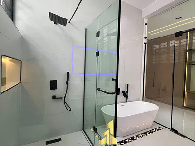 Greatly Finished 5 Bed Attractive Home with Swimming Pool and BQ — Lekki, Lagos