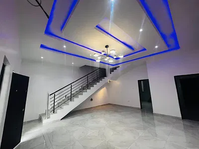 A Unit Terrace Duplex for Lease:- 3 Bedrooms En-Suite, Serviced — Lekki, Lagos