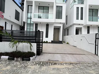 Stunningly Finished Luxury 5 Bed Fully Detached Duplex with Pool — Lekki, Lagos