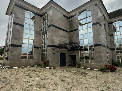Spacious Office Space — Guzape District, Abuja