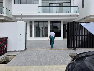 Executive 4 Bedroom Fully Detached Duplex with BQ — Chevron Toll Gate, Lekki, Lagos