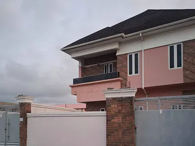 Spacious 4 Bedroom Fully Detached Duplex with BQ — Abijor GRA Facing Lekki Epe Expressway, Ibeju Lekki, Lagos