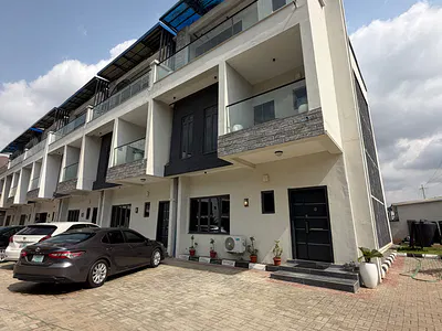 Newly Built 4 Bedrooms Terraced Duplex with 1 Room BQ Attached — Jahi, Abuja