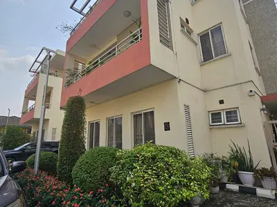 5 Bedroom Detached House — Ikeja GRA, Ikeja, Lagos