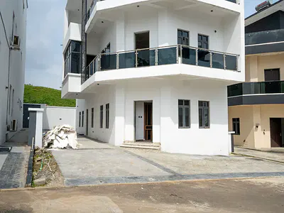 Luxury 3 Bedroom Detached Duplex — Guzape District, Abuja