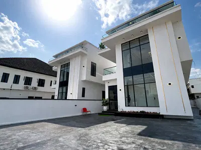 High End 5 Bedroom Detached Duplex with a BQ and Pool — Ikota, Lekki, Lagos