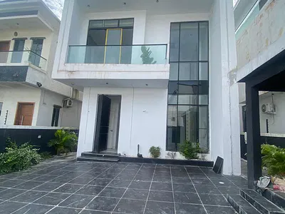 5 Bedroom Detached Duplex — Ikota, Lekki, Lagos