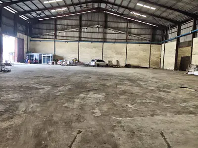 Warehouse of 11, 250FT2 — Isolo, Lagos