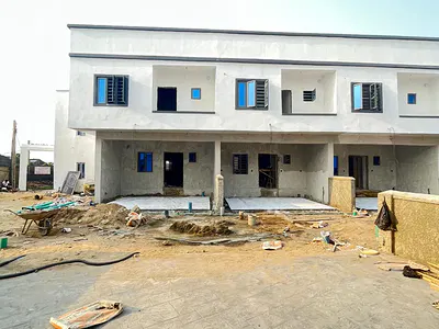 Spacious 4 Bedroom Terraced Duplex — General Paint, Abraham Adesanya Axis, Alasia, Ajah, Lagos