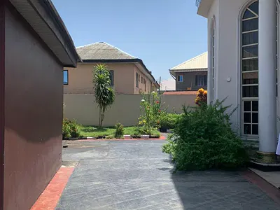 Luxury Huge 7 Bedroom Maisonette with Excellent Facility — Ajah, Lagos