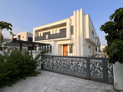 Luxurious 5 Bedroom Fully Detached Duplex with BQ — Royal Garden Estate, Ajah, Lagos