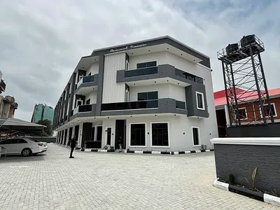 4 Bedroom Terrace Duplex with Boy's Quarters and Swimming Pool — Victoria Island (VI), Lagos